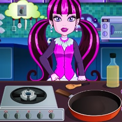 Monster High Cooking Halloween Pizza